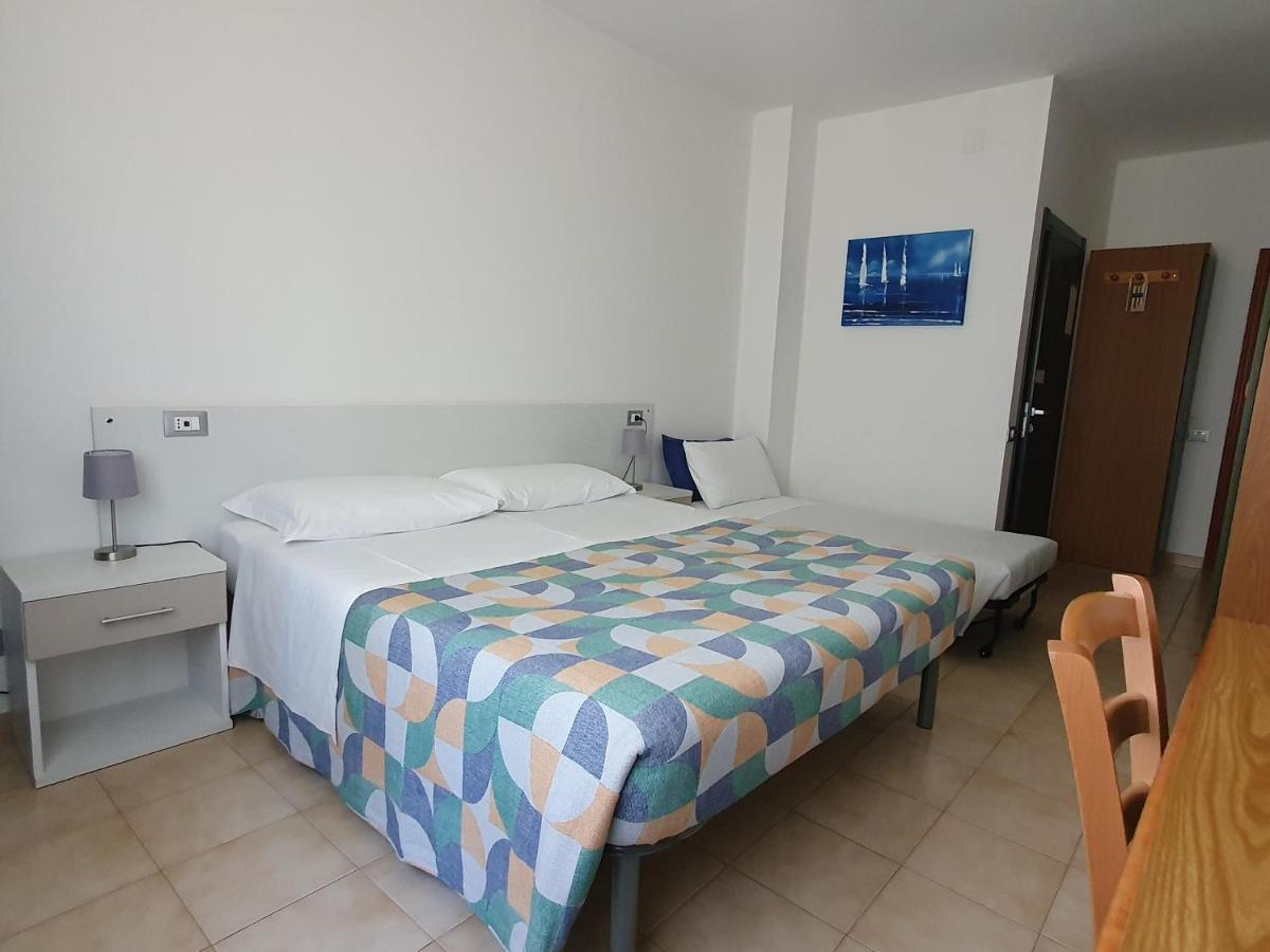 Hotel Cormorano Pedaso Kültér fotó